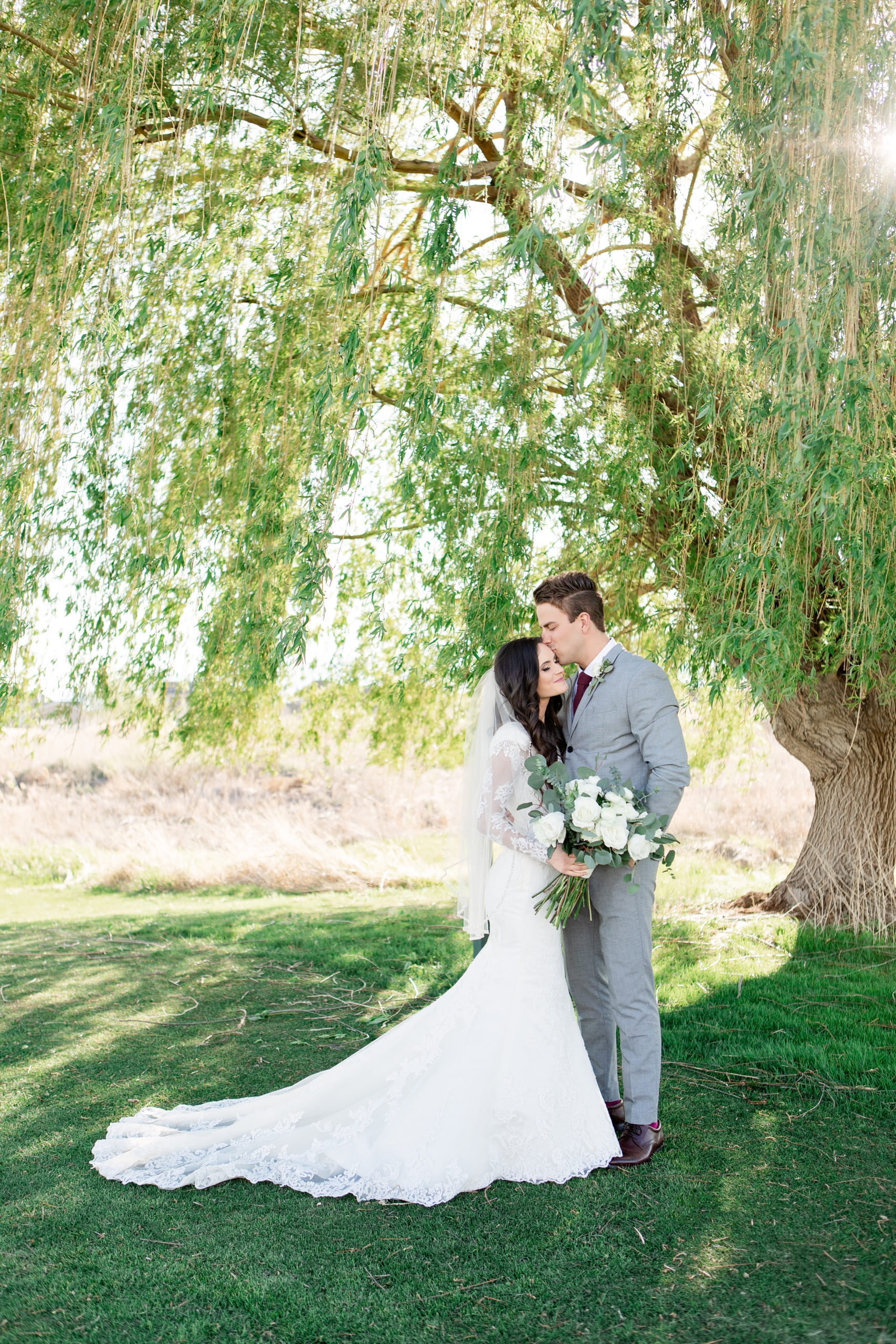 Sleepy Ridge Willow Tree Bridals