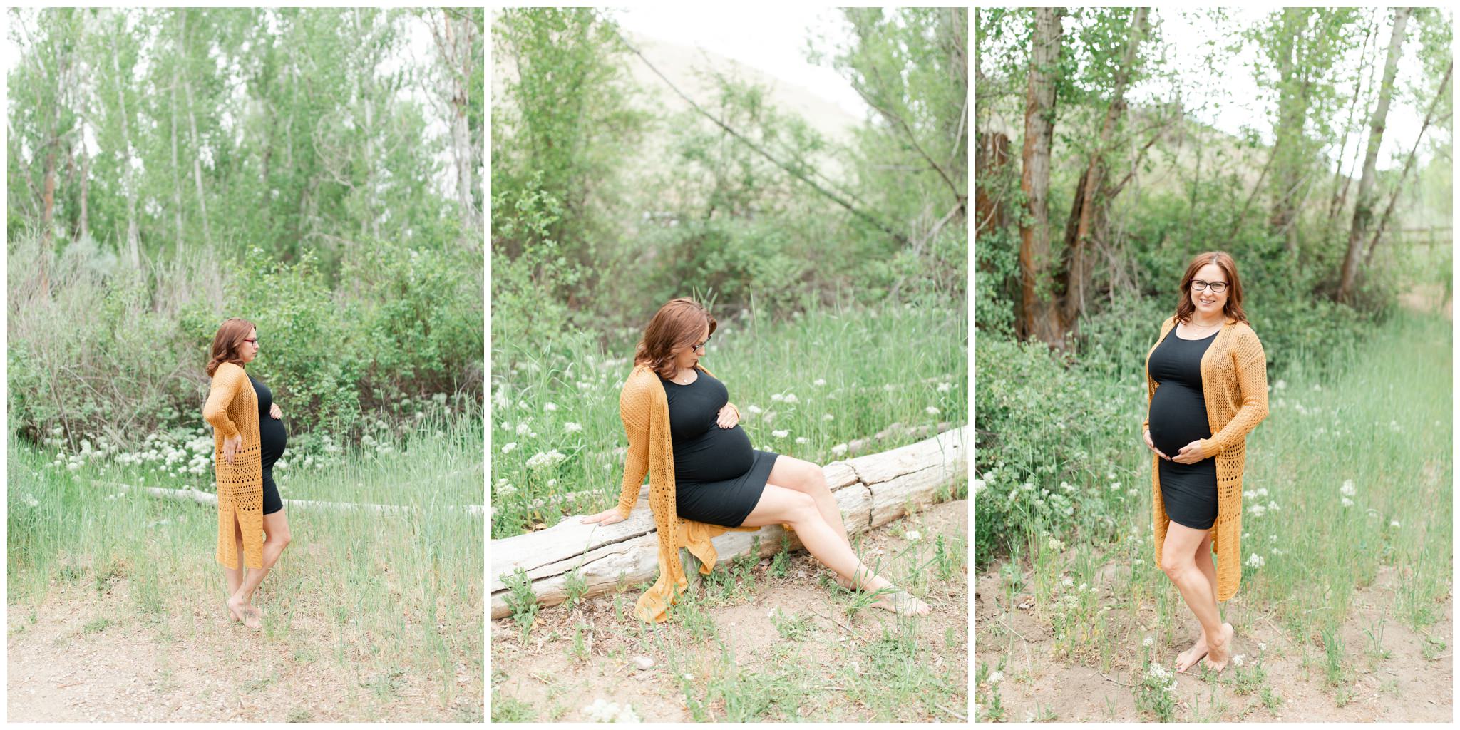 Cute poses for pregnant women for maternity pictures. 