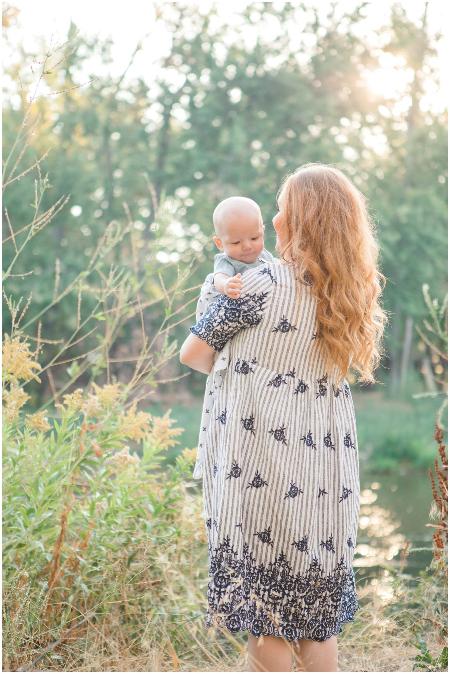 mom and children hugging in west texas for pictures